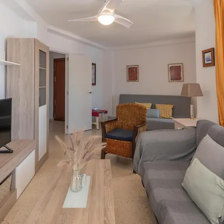 Familiar, Terraza Con Vistas Al Mar, Piscina, Pistas De Tenis, Wifi Y En Primera Linea De Playa Apartment *