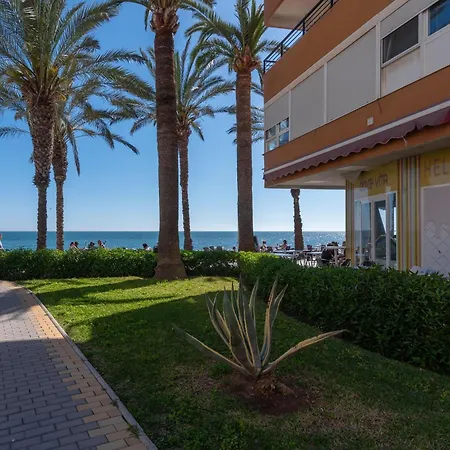 Apartment Familiar, Terraza Con Vistas Al Mar, Piscina, Pistas De Tenis, Wifi Y En Primera Linea De Playa *
