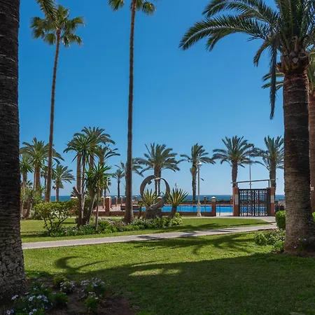 Familiar, Terraza Con Vistas Al Mar, Piscina, Pistas De Tenis, Wifi Y En Primera Linea De Playa Algarrobo Costa