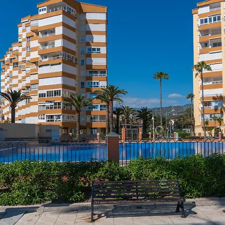 Familiar, Terraza Con Vistas Al Mar, Piscina, Pistas De Tenis, Wifi Y En Primera Linea De Playa Apartment